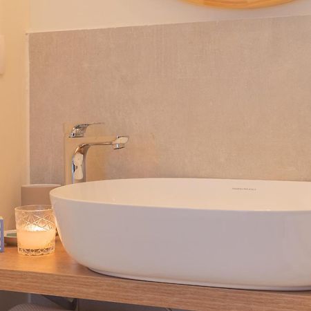 Enchanted Como Lake - City Apartment 2 By Rent All โกโม ภายนอก รูปภาพ