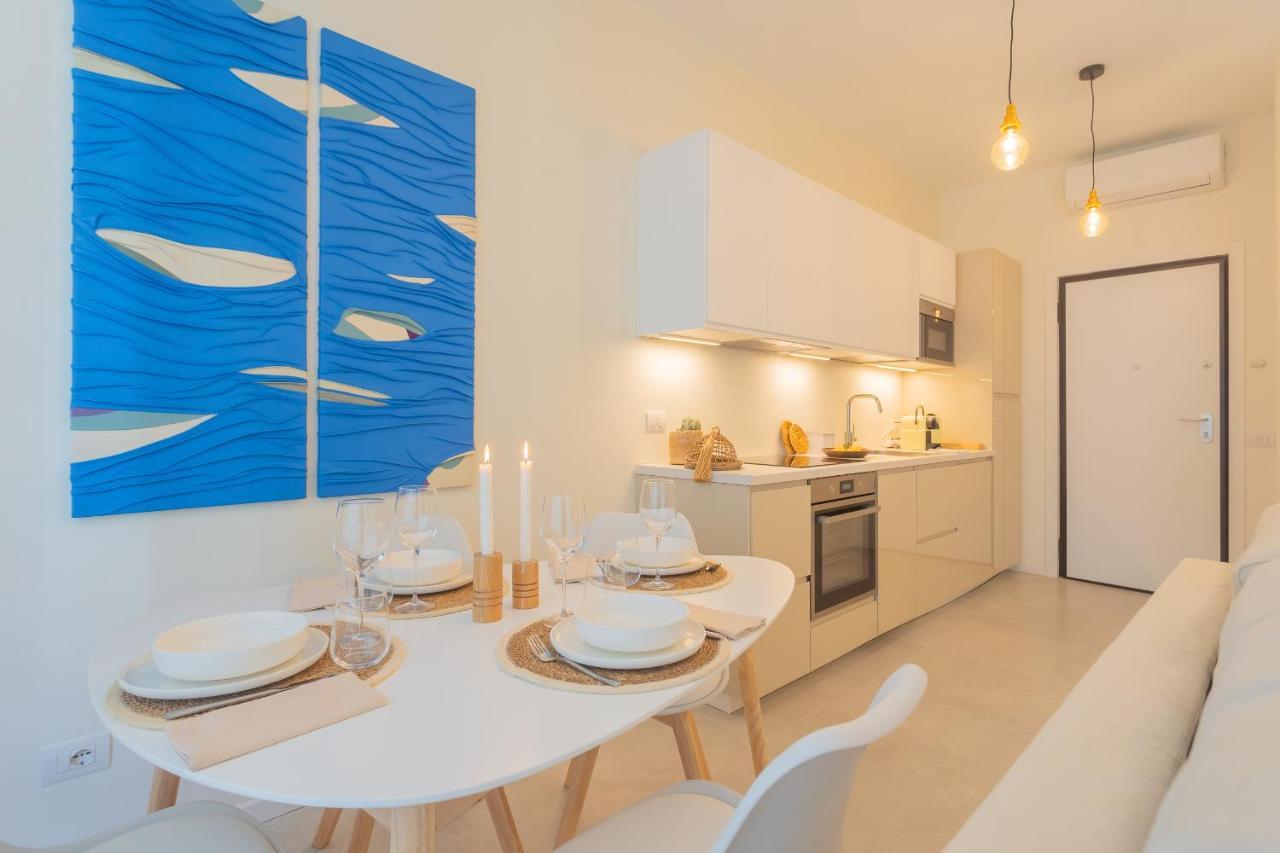 Enchanted Como Lake - City Apartment 2 By Rent All โกโม ภายนอก รูปภาพ