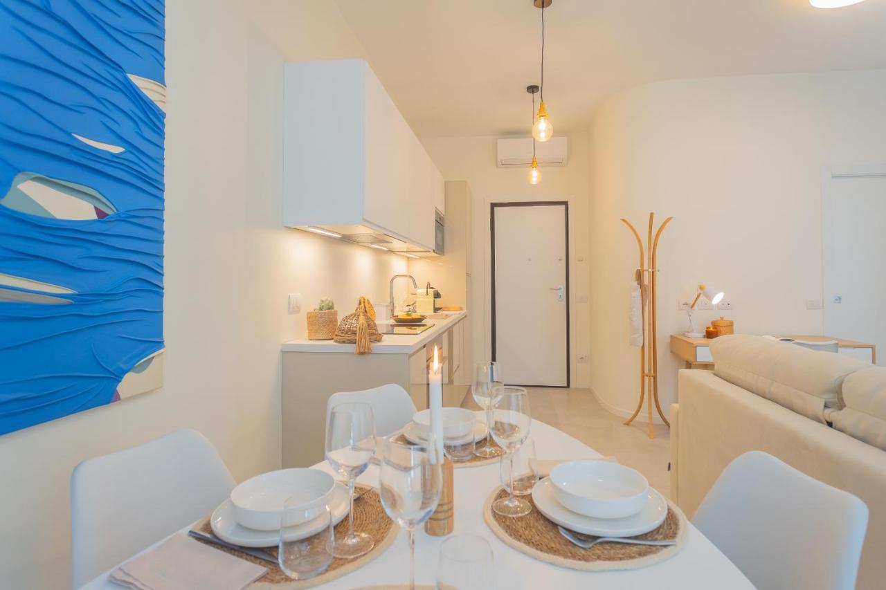 Enchanted Como Lake - City Apartment 2 By Rent All โกโม ภายนอก รูปภาพ