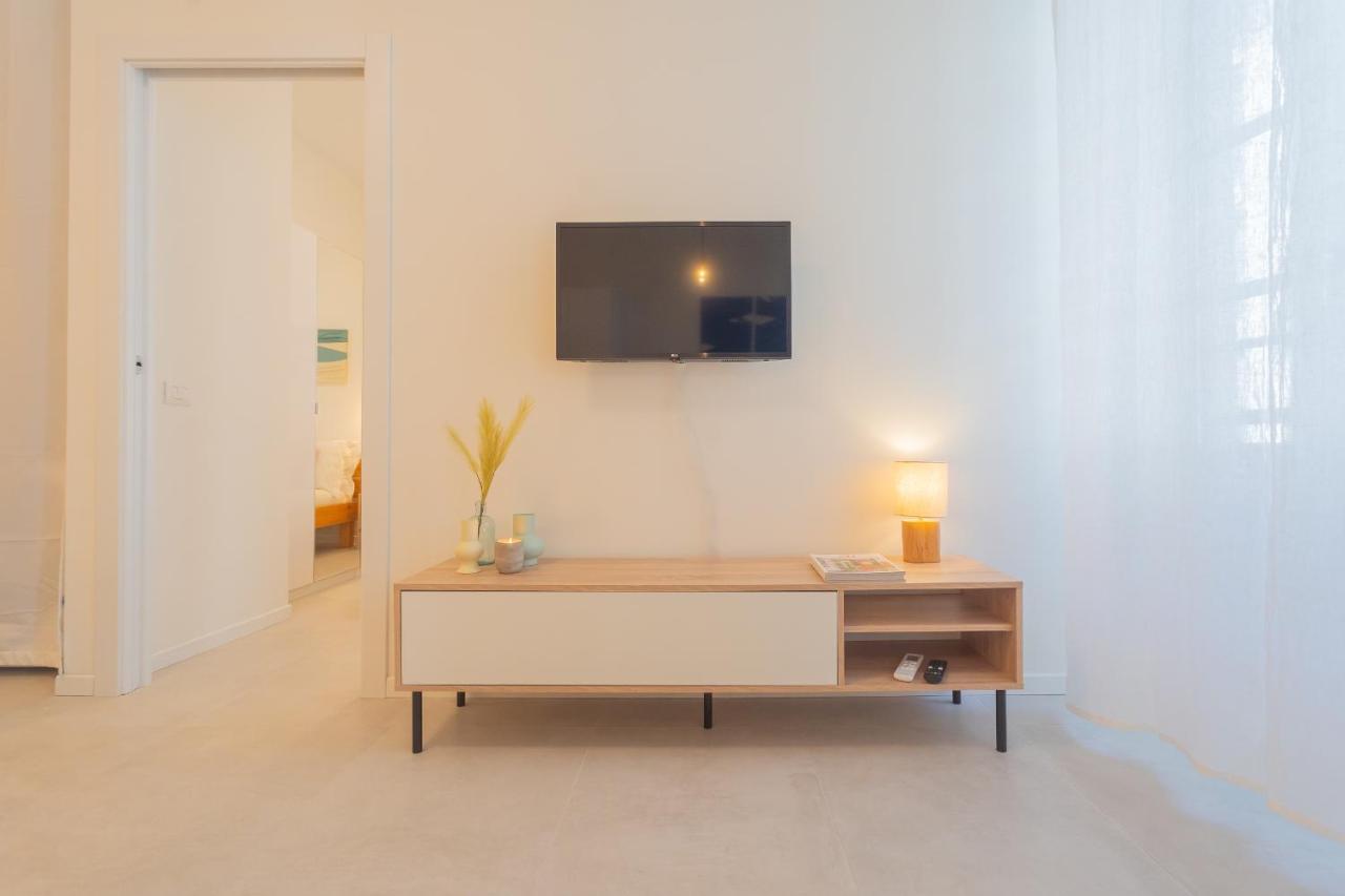 Enchanted Como Lake - City Apartment 2 By Rent All โกโม ภายนอก รูปภาพ
